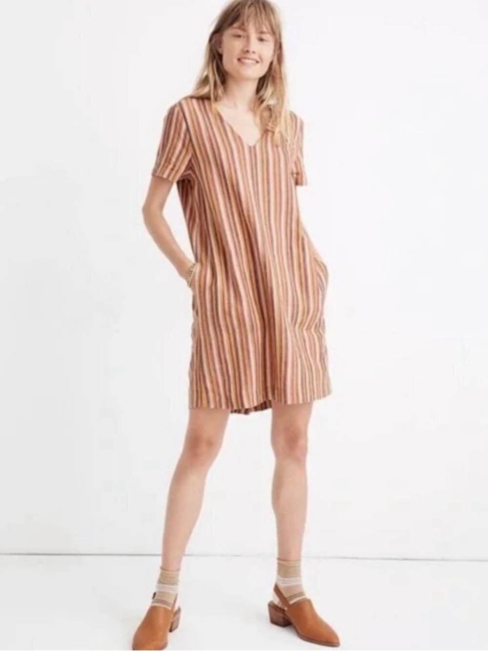 Madewell Linen Button-Back Stripped V-neck Short Sleeve Dress - Picture 4 of 11